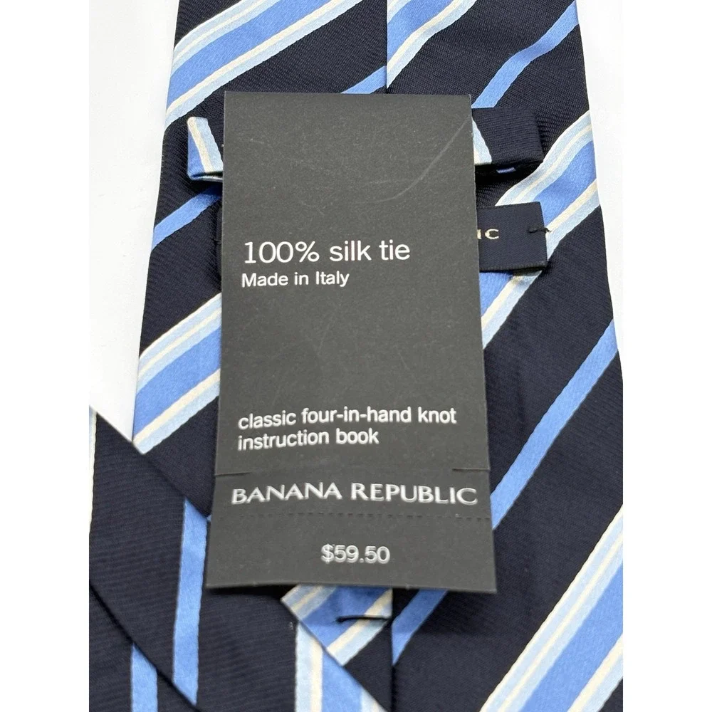 Banana Republic Blue Diagonal Striped Men's Silk Necktie New